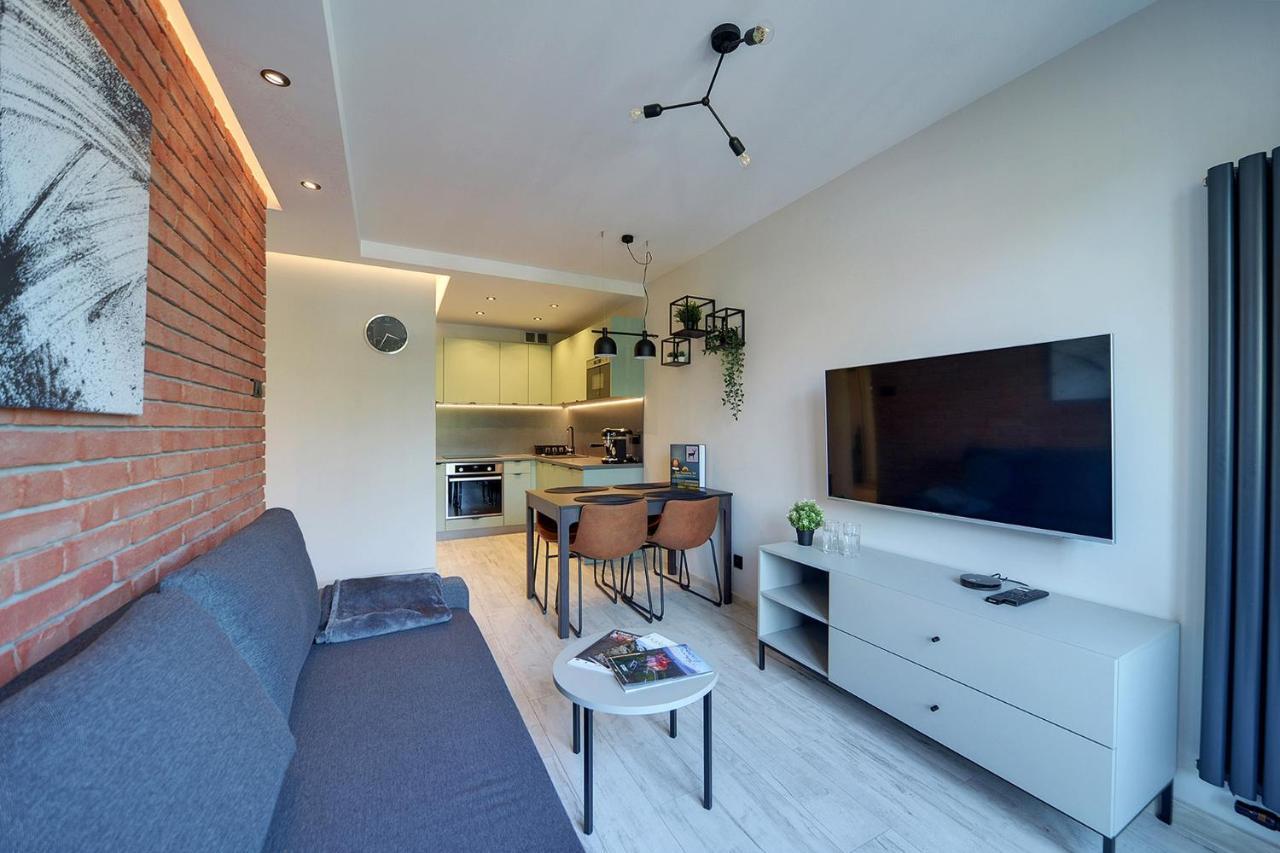 Sun Seasons 24 - Nad Lomnica 14 Centrum Apartment